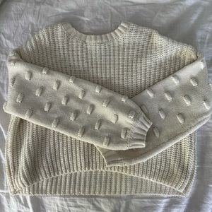 Moon and Madison white sweater